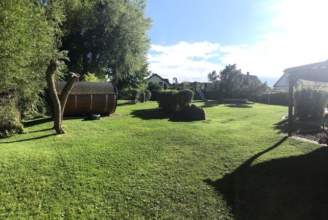 Ferienwohnung in Kägsdorf - Meerblick - hinterer gepflegter Gartenbereich